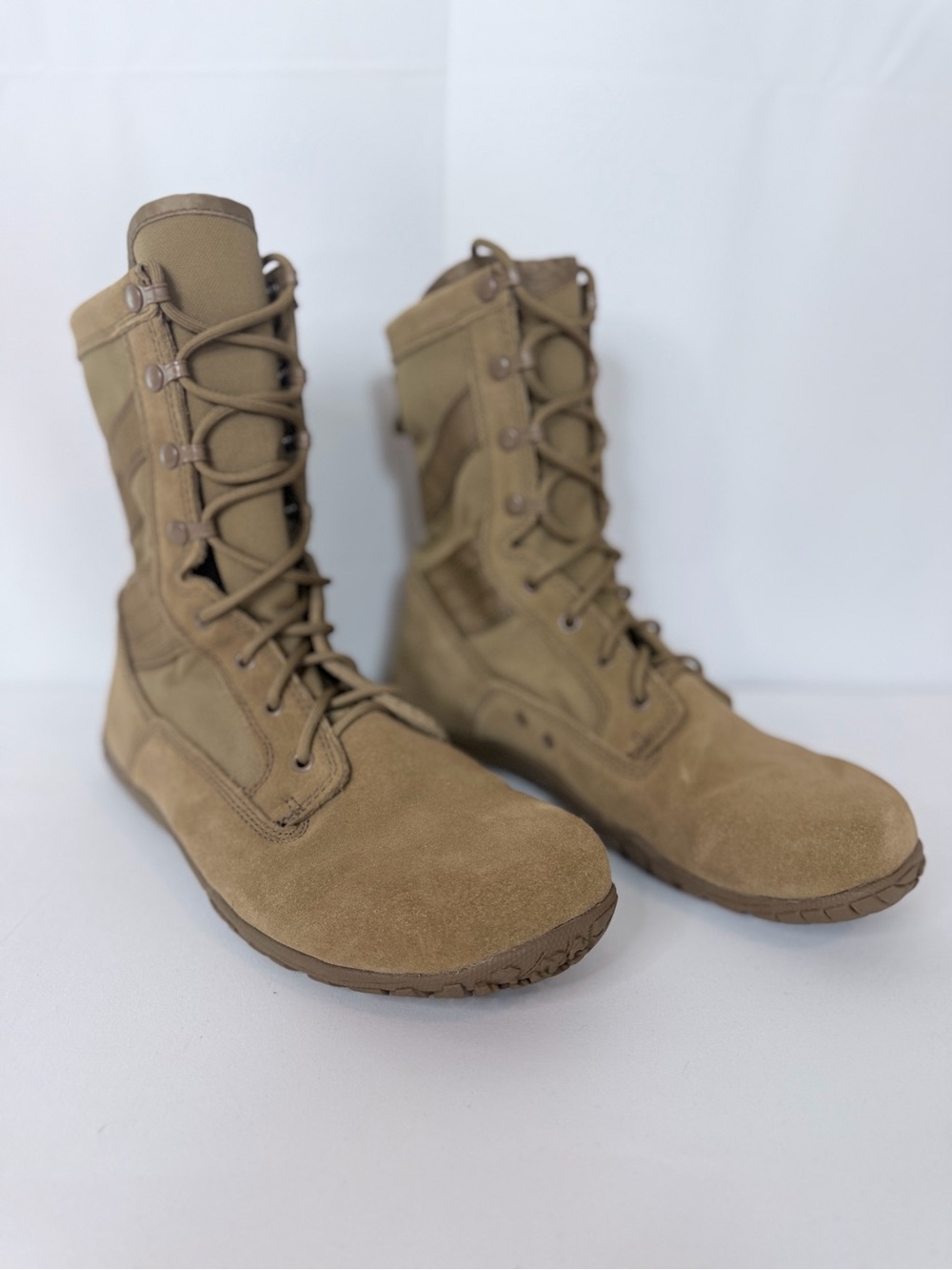 Belleville Men's Tactical Desert Tan Lace-Up Boots